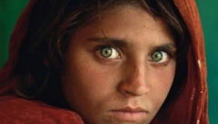 POGLED KOJI PROGONI SVET Teška sudbina devojčice sa najlepšim očima, evo kako danas izgleda