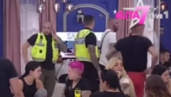 TUČA U ELITI: Učesnica zverski krenula na cimera šoljom, takmičari krenuli da vrište od straha! (VIDEO)