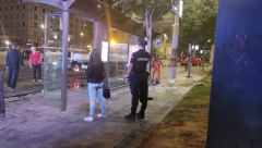 "STAKLO JE LETELO, BILO JE UŽASNO" Očevici nesreće u centru Beograda u neverici