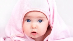 NOSILA GA JE NAJSTARIJA ŽENA SRBIJE Prelepo i moćno žensko ime rezervisano samo za posebne devojčice, značenje će vas oduševiti!