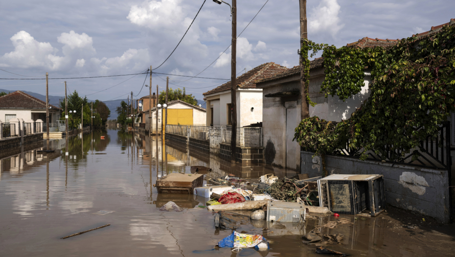 ŠTETA 5 MILIJARDI EVRA Razorne poplave u Grčkoj ostavile pustoš