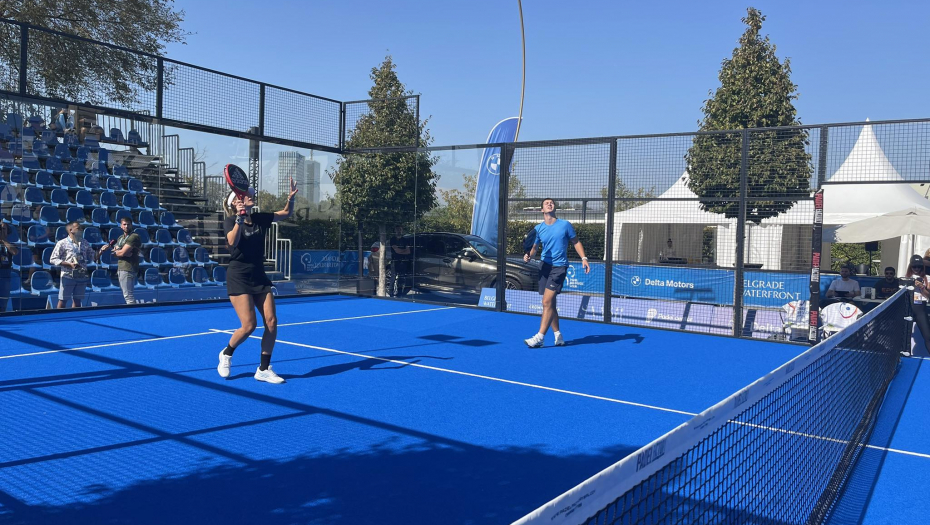 SPEKTAKL U SRCU BEOGRADA Mečevima u miks dublu, zvanično počeo "Padel Belgrade Open" (VIDEO)