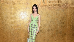 EN HATAVEJ ODRŽALA MODNU LEKCIJU NA CRVENOM TEPIHU Cipele koje je ponela su favorit holivudskih zvezda