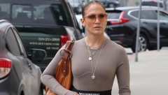 EVO ZAŠTO DŽEJ LO ODLIČNO IZGLEDA SA 50 GODINA Njen kuvar je otkrio šta jede, šta nikad ne stavlja u usta, a obožava povrće koje većina nas izbegava!