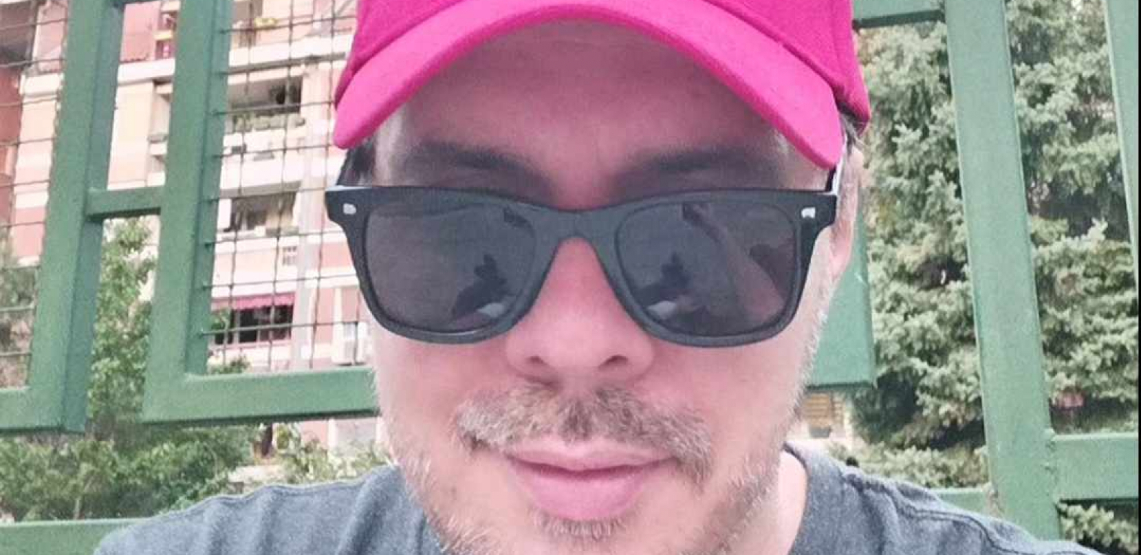 BESKRAJNO SAM TUŽAN JER SE VRAĆAM MEĐU NEPREGLEDANE! Bojan Tomović oglasio se ekskluzivno za Alo! nakon što je napustio psihijatrijsku ustanovu! (FOTO)