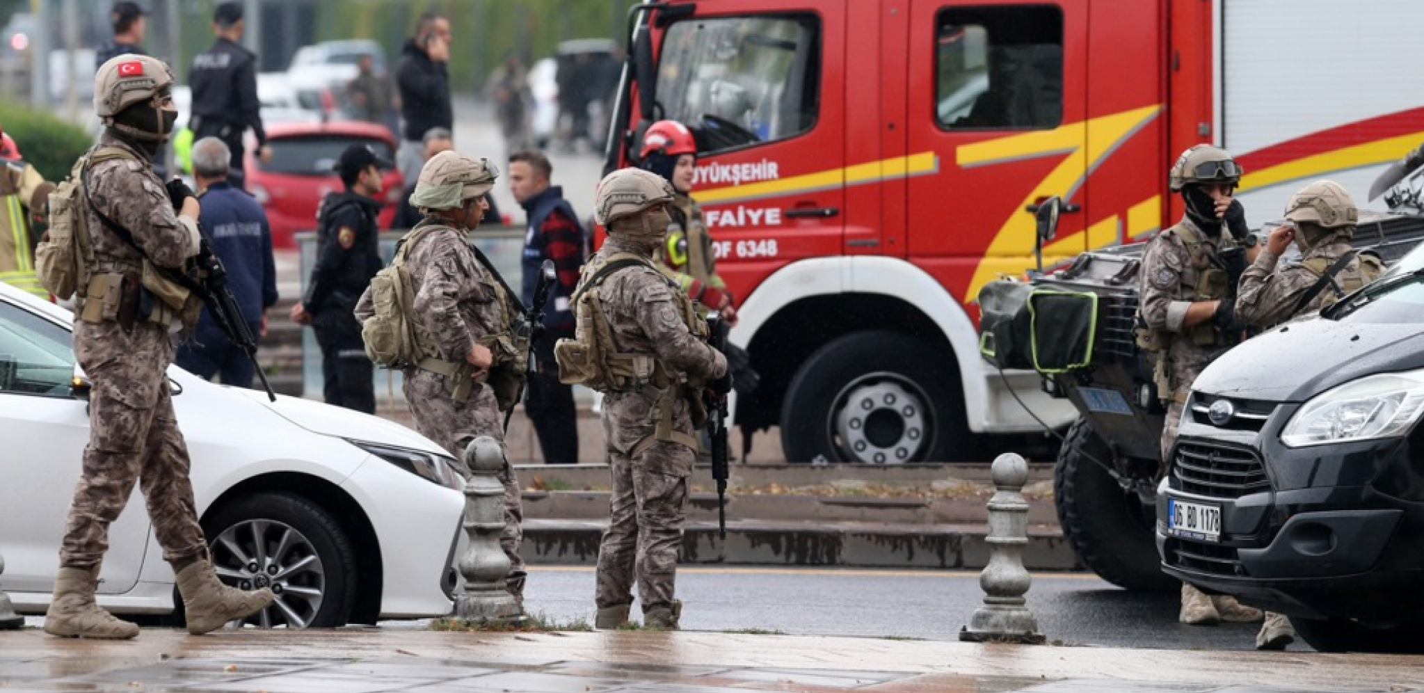 JEDAN SE RAZNEO, DRUGOG UBILA POLICIJA Evo ko je odgovoran za bombaški napad u Ankari