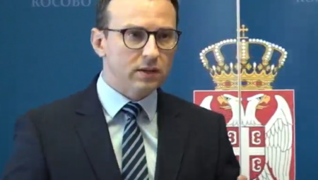 "ĐILASOV PORTPAROL IZVRĆE ČINJENICE, I TO SVE PREKO LEĐA NAŠEG NARODA SA KiM" Petković o sramnim napadima Miloša Jovanovića