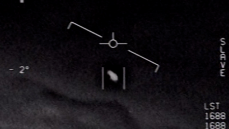 "SAD PRIKRIVAJU VIŠEDECENIJSKI PROGRAM ZA NLO" Bivši oficir američke avijacije otkrio nepoznate detalje