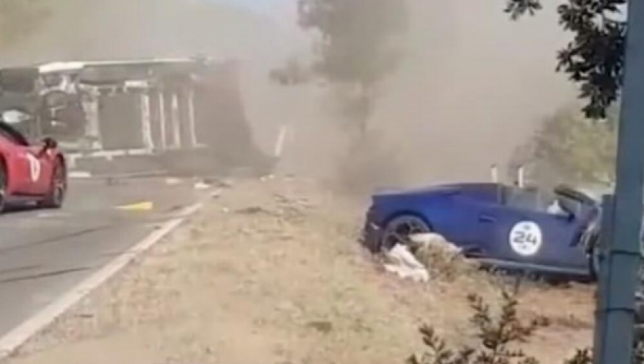 POJAVIO SE JEZIV SNIMAK, DVOJE LJUDI IZGORELO U "FERARIJU" Očevici van sebe: Čuli su se vrisci