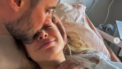 OBE TRAŽE MAMU, TATA JE VIŠAK Marko Miljković podelio fotografiju svojih mezimica, a Luna blista, ovo se zove prava sreća