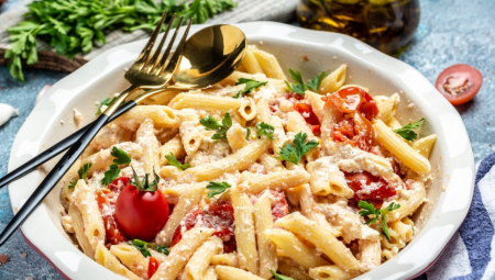 ZAŠTO BISTE JE BACALI KADA NE MORATE? Nakon kuvanja testenine, vodu iskorisitite kao najbolji kuvari