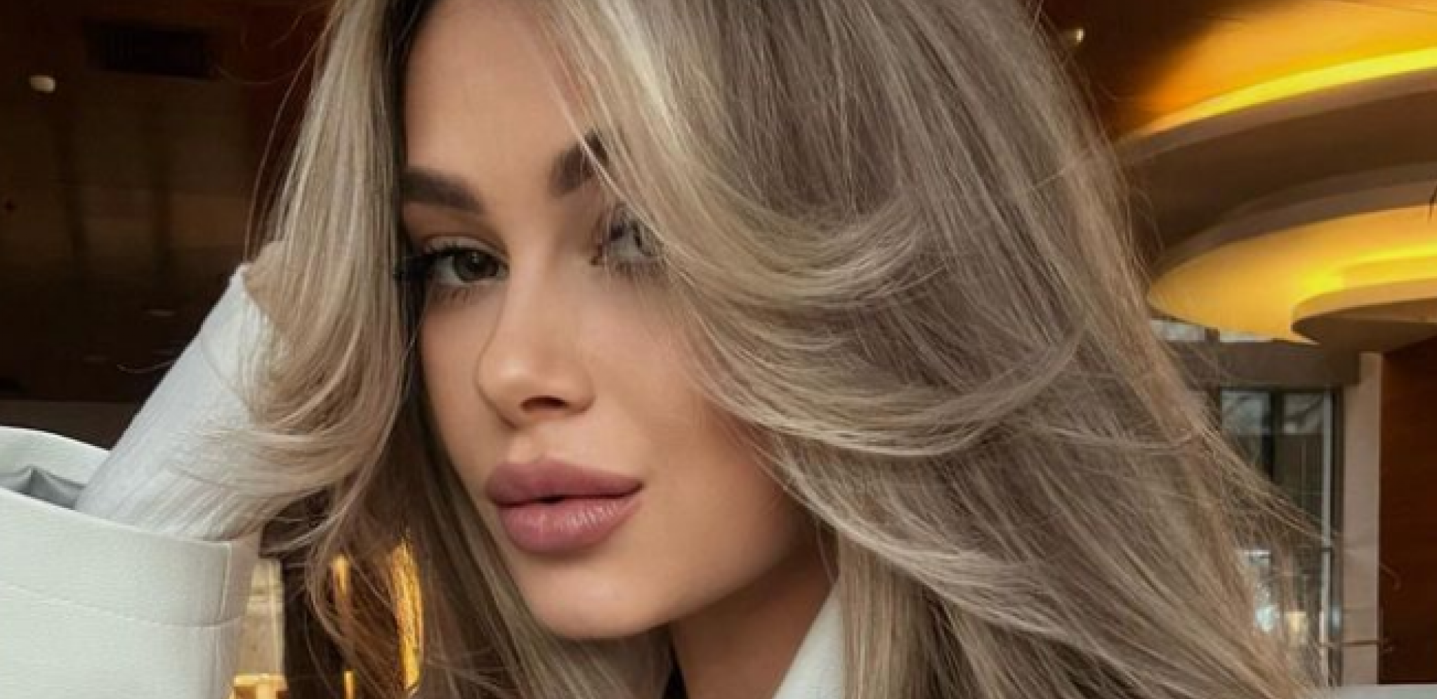KOMBINACIJA OVA DVA ULJA POSPEŠUJE RAST I GUSTINU Prirodno rešenje za sprečavanje opadanja kose