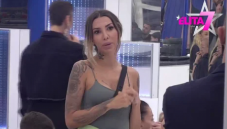 ANELI OPISALA ISTERIVANJE ĐAVOLA IZ ASMINA: Kad je saznala za klip na kome ona jeca i kleči, potpuno se pogubila