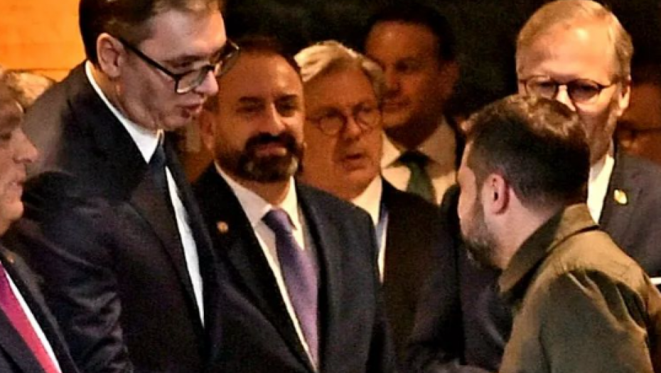 "KRATAK I OTVOREN RAZGOVOR" Predsednik Vučić se sastao sa Zelenskim (FOTO)