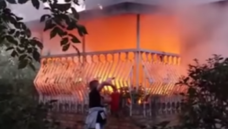 DRAMATIČAN POŽAR U NOVOM SADU Izvukli nepokretnu ženu iz stana (VIDEO)