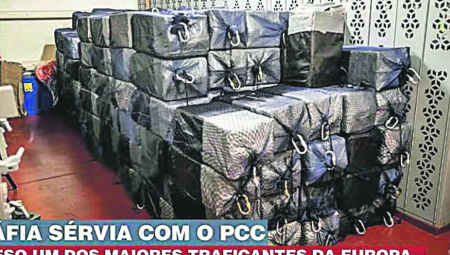 U ŠPANIJI ZAPLENJENO 13 TONA DROGE U TOVARU BANANA Šefovi vode poslove iz novog utočišta