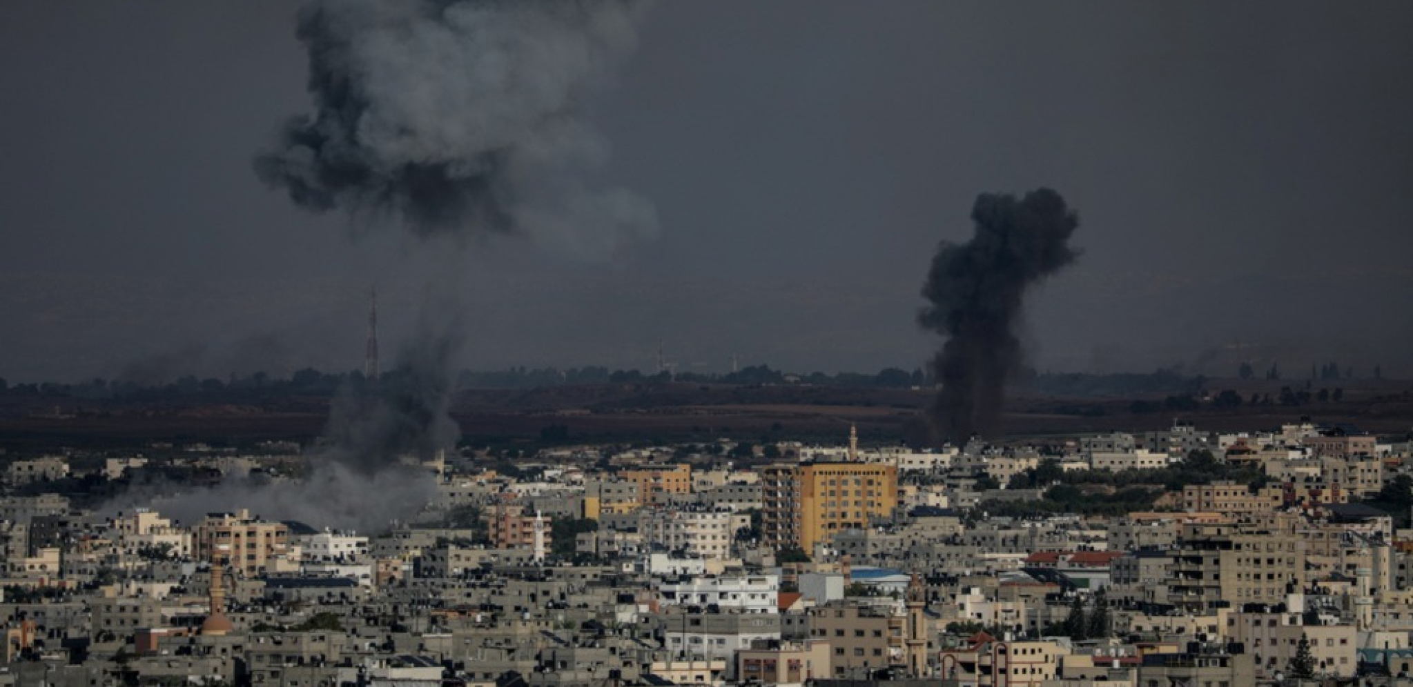 JEZIVO! SRPSKI HODOČASNICI USRED STRAVIČNOG NAPADA! Osvanuo dramatičan snimak iz Izraela (FOTO)