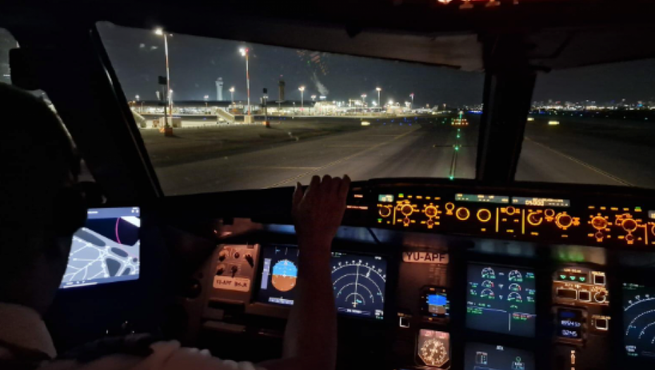 SRPSKI AVION SLETEO U IZRAEL Naši ljudi se uskoro ukrcavaju