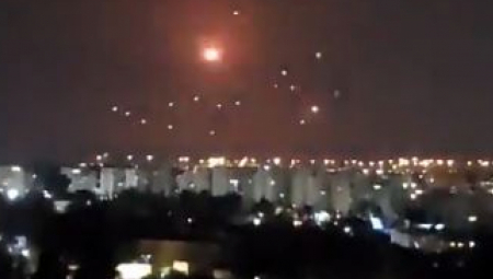 IZRAEL NAPAO SIRIJU! Udari dolaze iz dva pravca