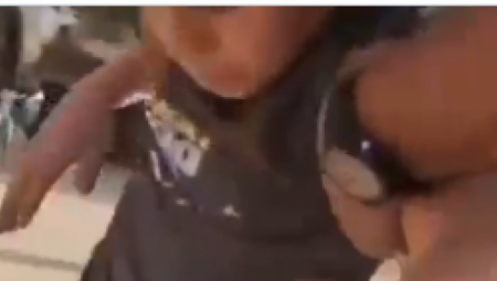 SESTRA BESPOMOĆNO GLEDALA KAKO JOJ OTIMAJU BRATA (12)! Teška ispovest devojke iz Tel Aviva: "Želim samo da plačem!" (VIDEO)