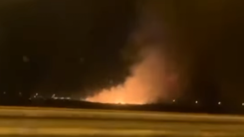 VELIKI POŽAR IZMEĐU BATAJNICE I DOBANOVACA Crni dim kulja u nebesa (VIDEO)