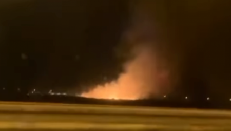 VELIKI POŽAR IZMEĐU BATAJNICE I DOBANOVACA Crni dim kulja u nebesa (VIDEO)