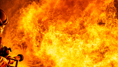 POŽAR NA MAKIŠKOJ STRANI ADE CIGANLIJE! Stanari Čukaričke Pasine uznemireni (FOTO)