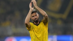 ŽIRU MORA NA HLAĐENJE "Rosoneri" oslabljeni, Francuz vređao sudiju pa dobio suspenziju