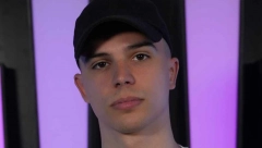 "JA SAM GEJ, ŠTA JE PROBLEM?" Vojaž šokirao priznanjem: "To svi znaju"