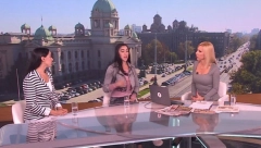 ŽESTOK SUKOB FITNES BLIZNAKINJA I VODITELJKE U PROGRAMU UŽIVO Irina im sasula sve u lice, nisu znale šta ih je snašlo