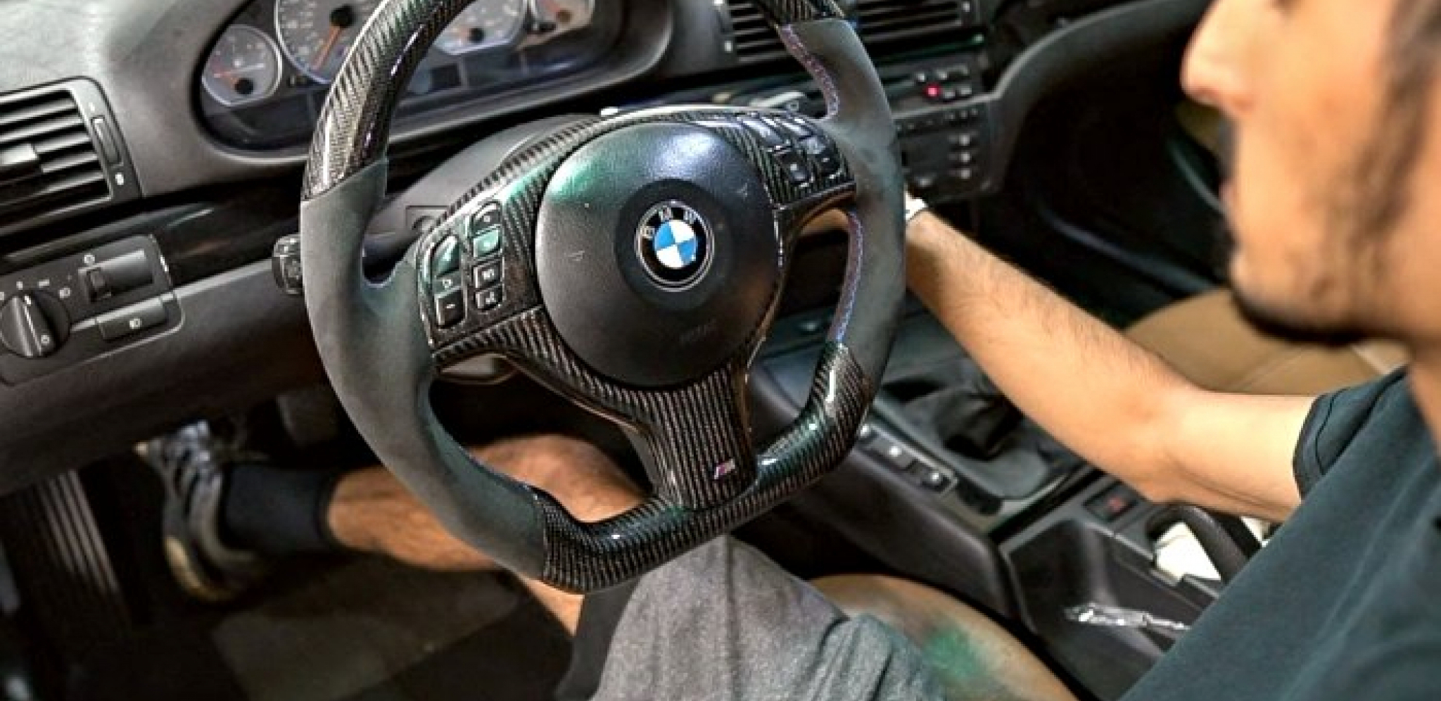 MNOGI NE ZNAJU ZA DUGME NA MENJAČU Stručnjak objasnio šta da uradite u slučaju da vam otkažu kočnice