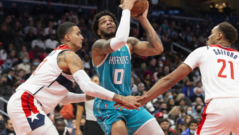 NALOG ZA HAPŠENJE I KRIVIČNA PRIJAVA ZA NBA ZVEZDU Prebio ženu, a sada prekršio zabranu prilaska