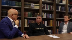 NAŠ PROSLAVLJENI REPREZENATIVAC LUPULESKU POSTAO ČLAN SRPSKE NAPREDNE STRANKE Vučević "Dobro došao, majstore!" (FOTO)