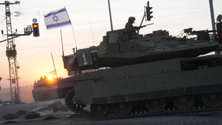 IZRAELSKA VOJSKA IZVELA MUNJEVIT NAPAD Likvidiran sin jednog od vođa Hamasa, nekoliko ljudi ranjeno