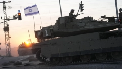 IZRAELSKA VOJSKA IZVELA MUNJEVIT NAPAD Likvidiran sin jednog od vođa Hamasa, nekoliko ljudi ranjeno