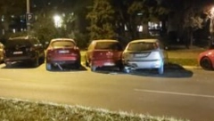 VLASNICI AUTOMOBILA U GANDIJEVOJ OČAJNI Neko im tokom noći uništio vozila  i pobegao, jeziv prizor (FOTO)