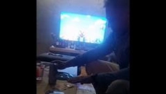 PETAR ĐURIĆ VUČE CRTE DOK JE DETE U SOBI Šta je s mozgom? (VIDEO)