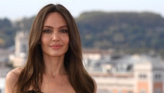 ANĐELINA DŽOLI VIŠE NE IZGLEDA ISTO! Šok transformacija jedne od najlepših žena sveta, komentari samo pljušte!