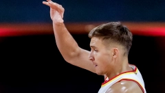 BOGDANOVIĆ SE ISPROMAŠIVAO Rajakoviću pobeda u prvom okršaju srpskih trenera u NBA