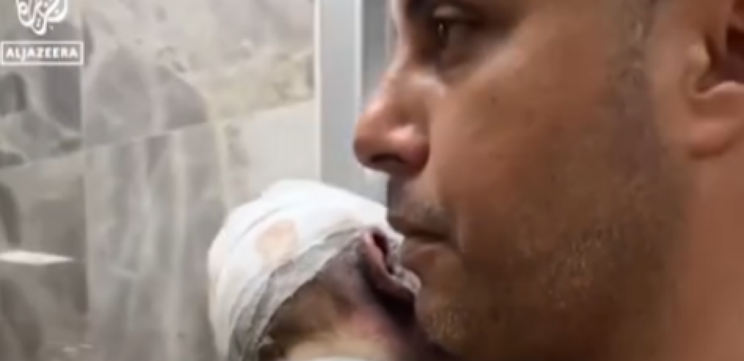 "ŠTA DA RADIM, ON JE SADA NAŠ SIN" Ovaj snimak razara srce i dušu, suze će vam same krenuti (VIDEO)