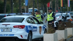 DEMONSTRANTI PRAVILI HAOS U TIRANI! Bacali Molotovljev koktel na gradsku skupštinu