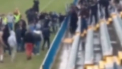HULIGANI NAPRAVILI HAOS Tuča navijača na utakmici Smedereva i OFK Beograda (VIDEO)