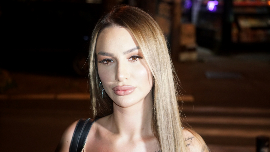 ALEKSANDRA NIKOLIĆ U PETOM MESECU TRUDNOĆE Evo kako izgleda rijaliti pobednica