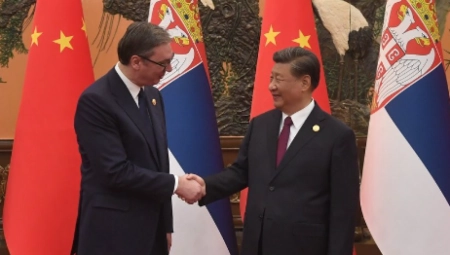 "SPORAZUJM KOJI DANAS POTPISUJEMO OTVARA NOVE VIDIKE U ODNOSU NAŠIH ZEMALJA" Vučić sastao se sa predsednikom Narodne Republike Kine Si Đinpingom (FOTO)