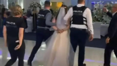 POLICIJA UPALA NA VENČANJE, PA ODVELA MLADU Oglasila se pevačica sa proslave i otkrila šta se dogodilo (VIDEO)