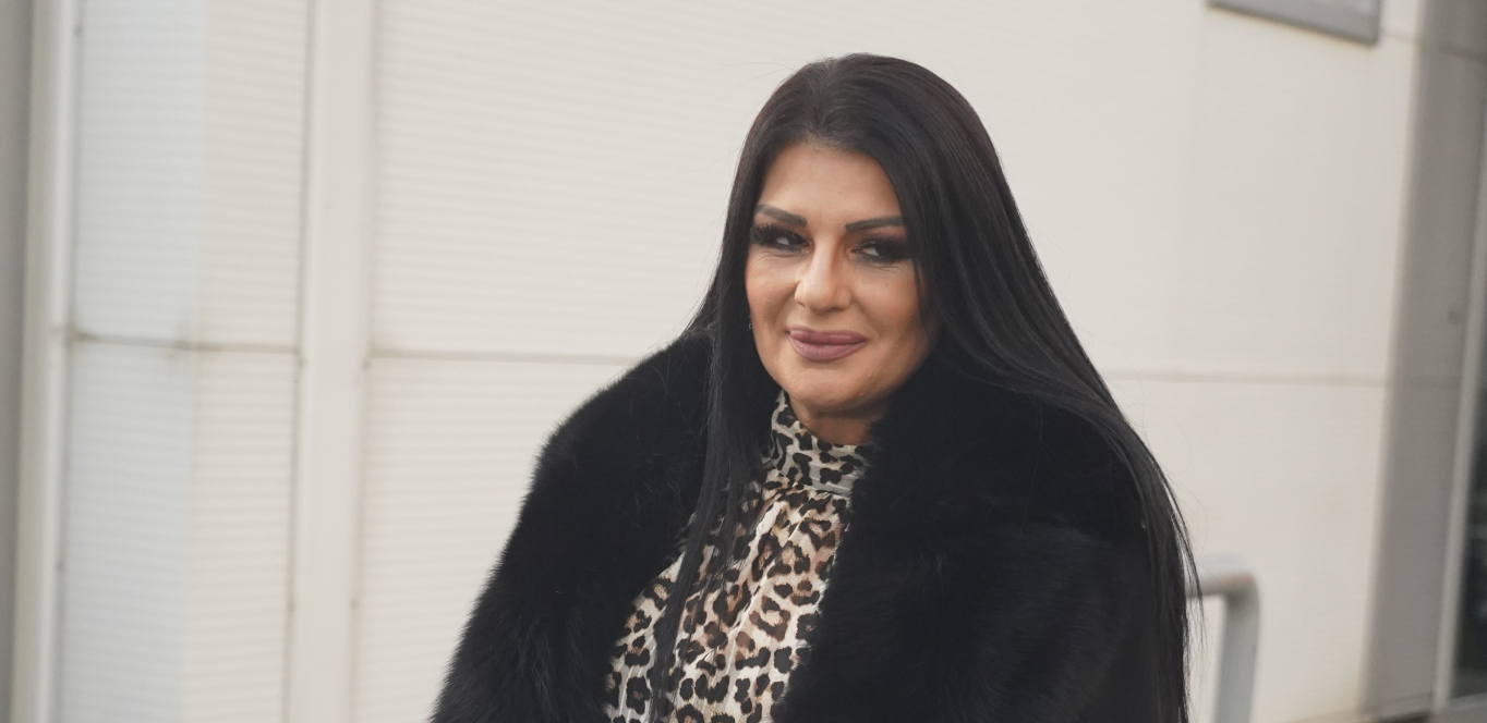 NAŠA PEVAČICA (50) U DRUGOM STANJU? Nakon dugogodišnje borbe za potomstvo i vantelesne oplodnje otkrila istinu