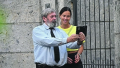 AH, TA ITALIJA Ana i Švajni na ulicama Milana: Opuštencija u gradu mode