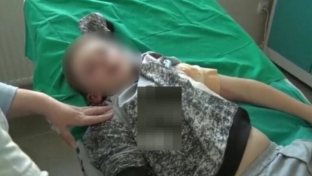 KURTI NADMAŠIO SEBE Dok nevine Srbe drži u zatočeništvu, na slobodu pušta ekstremistu koji je pokušao da ubije srpsku decu uoči Božića