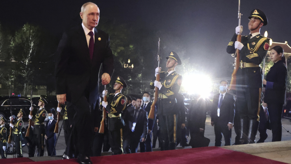 "RAZGOVARAO SAM SA VUČIĆEM, I ON JE ZABRINUT" Putin se oglasio u Pekingu, izneo šta mu je rekao predsednik Srbije