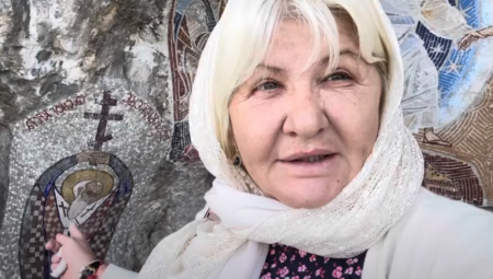 POSLE 25 GODINA OTIŠLA JE NA OSTROG Kada je stigla u dvorište manastira desilo se nešto čudno: "Uverila sam se da je ovo živa istina"